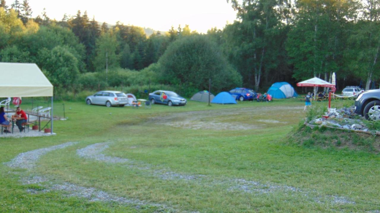 Retro Kemp Pod Boubinem Hotel Horni Vltavice Exterior photo